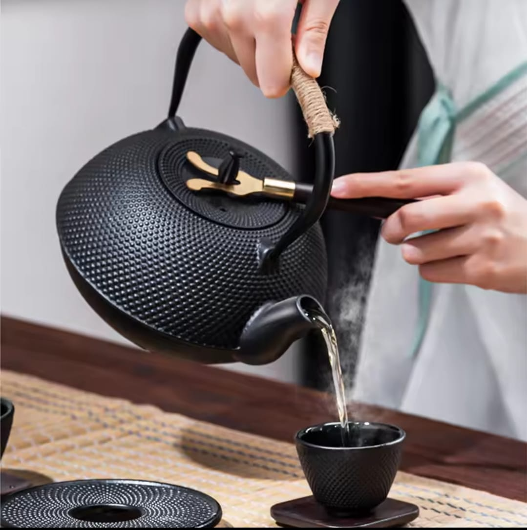Original heavy duty cast iron tea pot