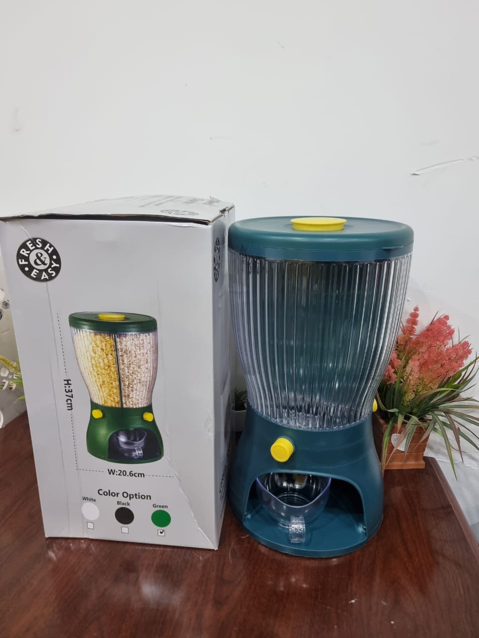 360 Degree Rotating Cereal Dispenser Food Storage Container